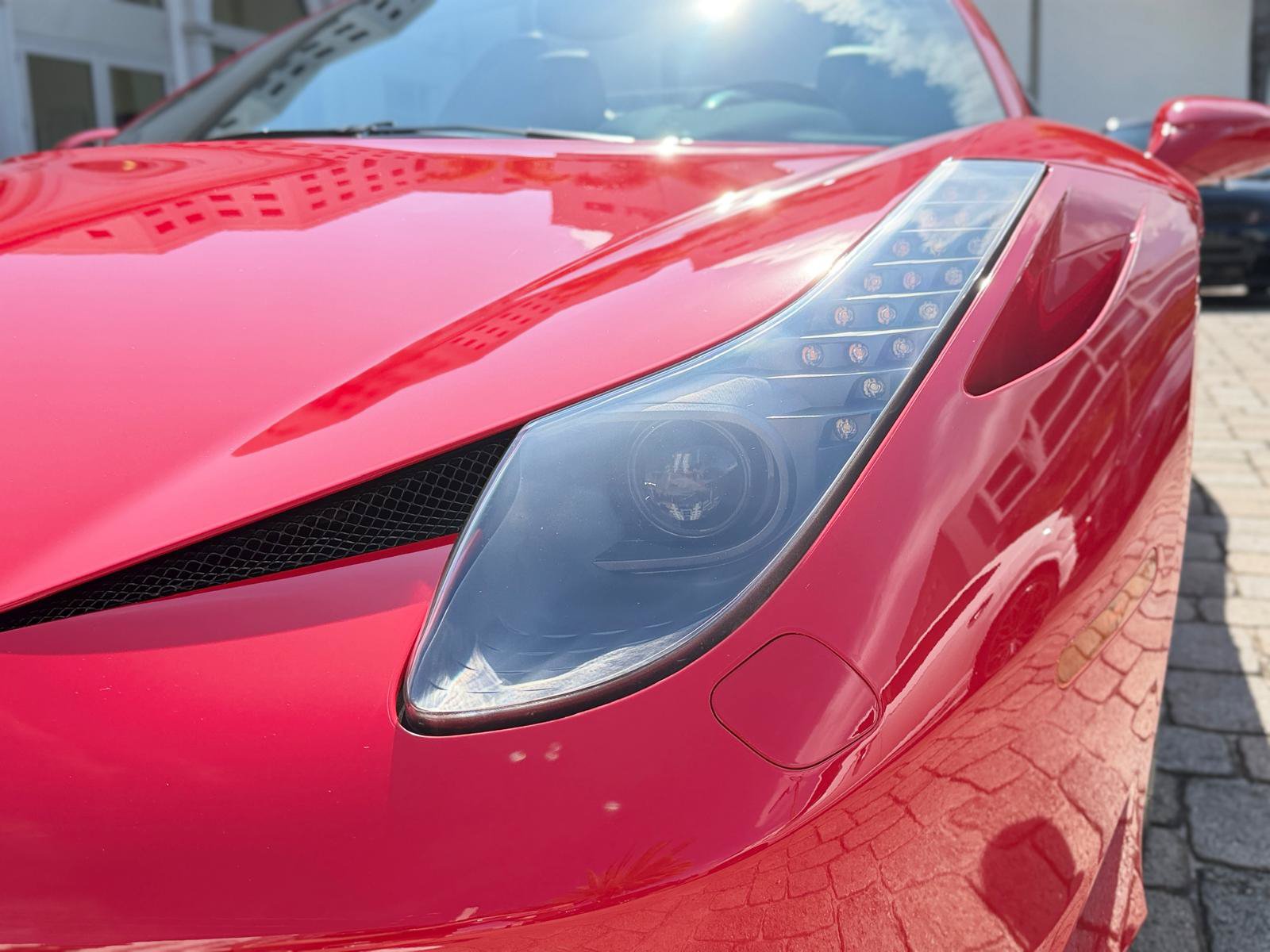 Used 2015 Ferrari 458 Spider RWD image 7