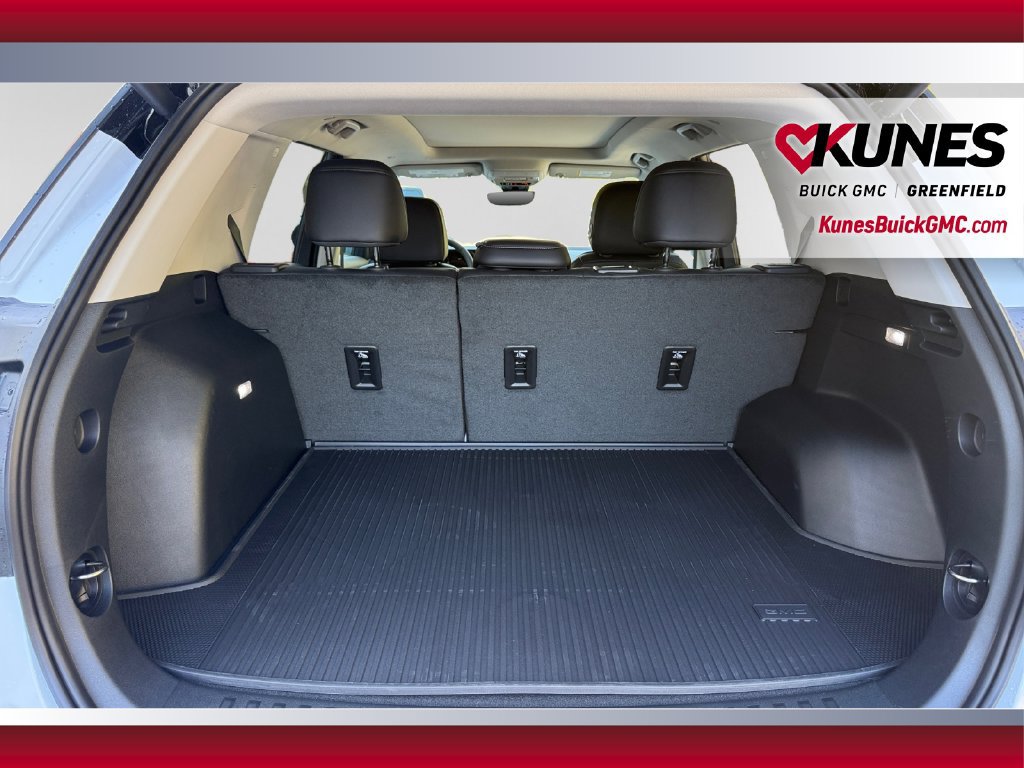 New 2027 GMC Terrain Denali w/ LPO, Floor Liner Package AWD/4WD image 41
