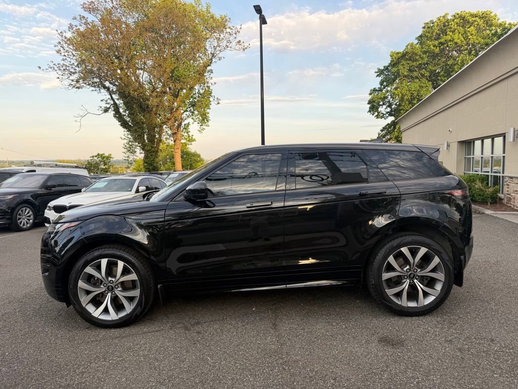 Used 2023 Land Rover Range Rover Evoque R-Dynamic S AWD/4WD image 4