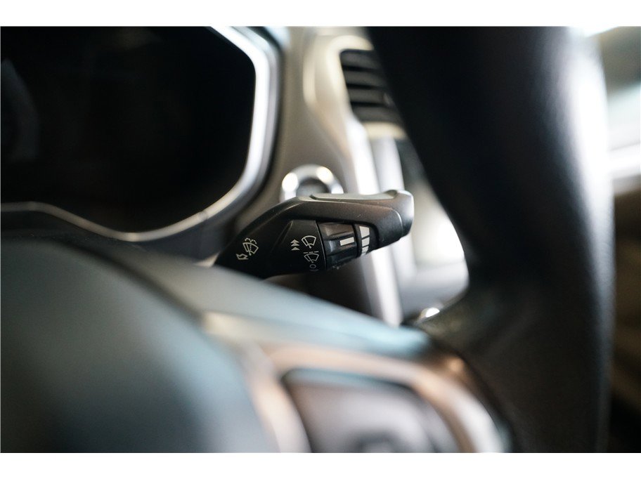 Used 2017 Ford Fusion SE w/ Fusion SE Technology Package FWD image 23