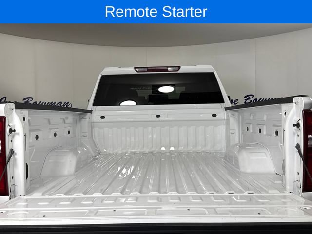 Used 2022 Chevrolet Silverado 2500 LTZ w/ Z71 Off-Road Package AWD/4WD image 9