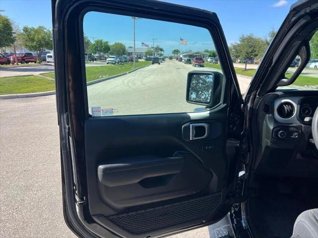 Certified 2025 Jeep Wrangler Sport AWD/4WD image 11
