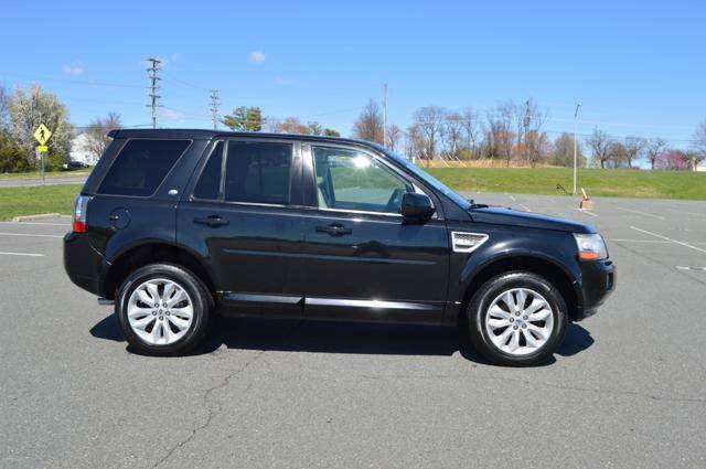 Used 2013 Land Rover LR2 HSE AWD/4WD image 4