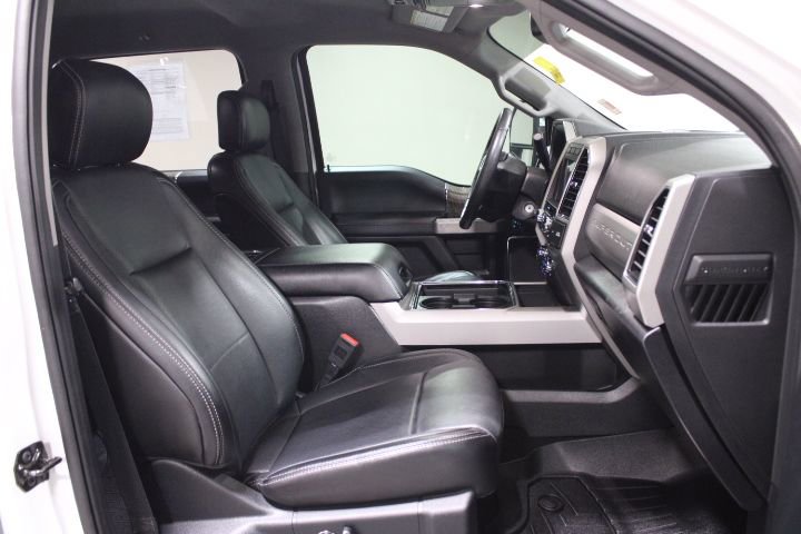 Used 2019 Ford F250 Lariat w/ Chrome Package image 23