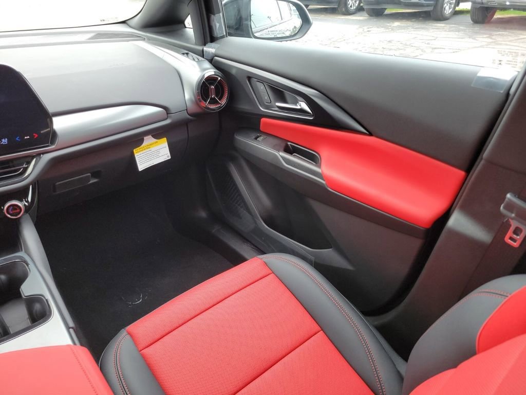 New 2025 Chevrolet Equinox EV RS w/ Active Safety Package 3 AWD/4WD image 14