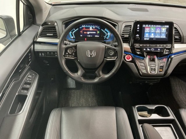 Used 2023 Honda Odyssey Touring image 11