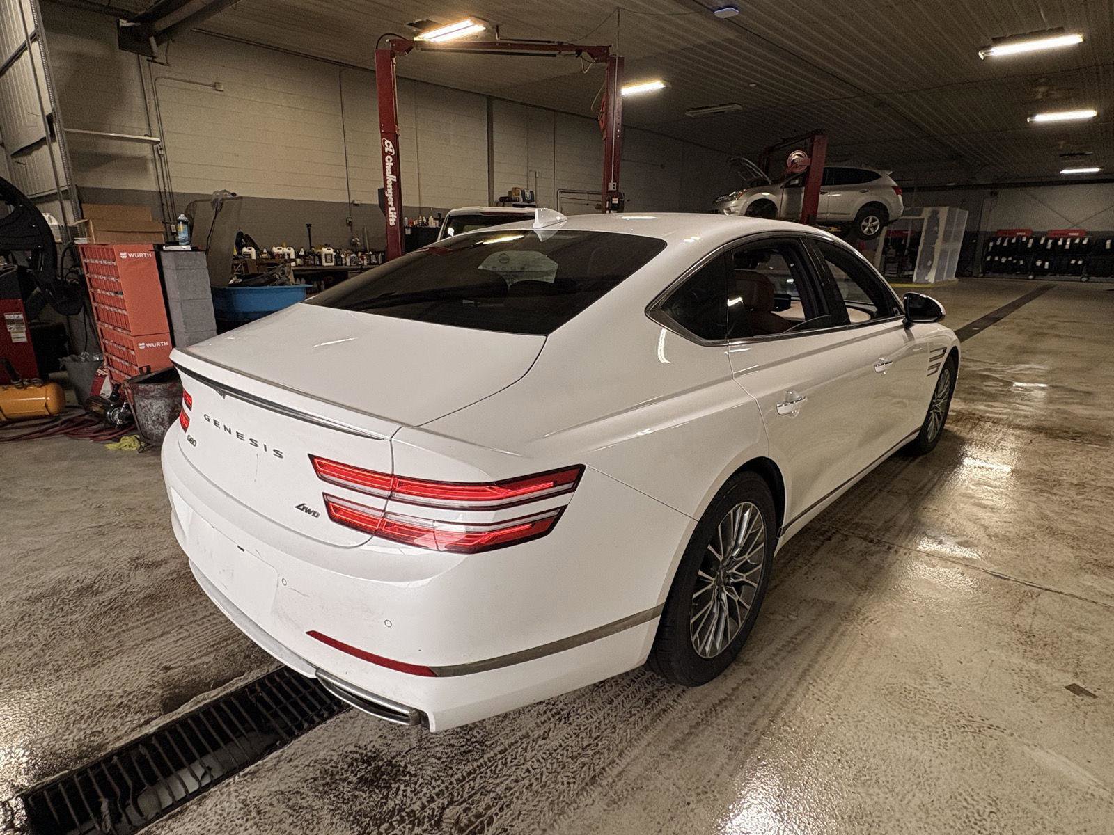 Used 2023 Genesis G80 2.5T image 5