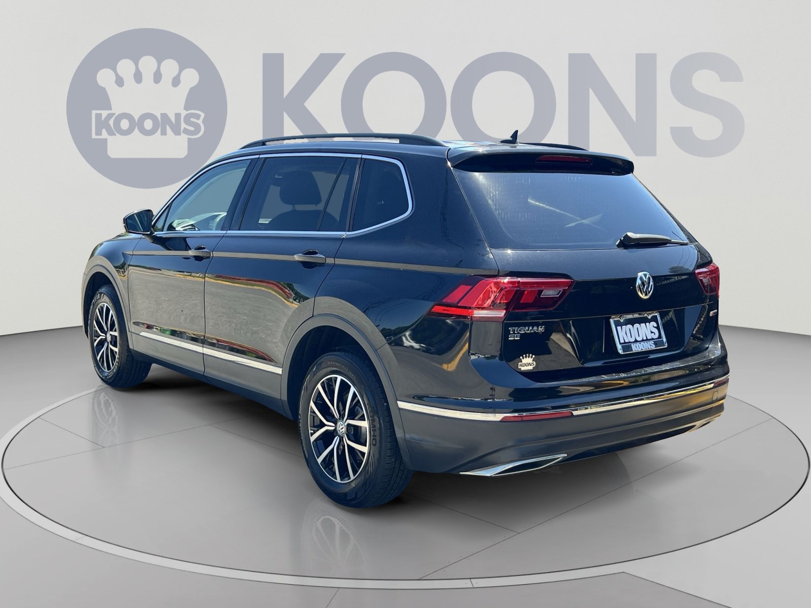 Used 2021 Volkswagen Tiguan SE AWD/4WD image 4