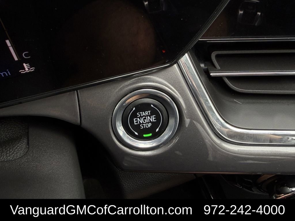 Used 2025 Chevrolet Trax ACTIV w/ Driver Confidence Package FWD image 24