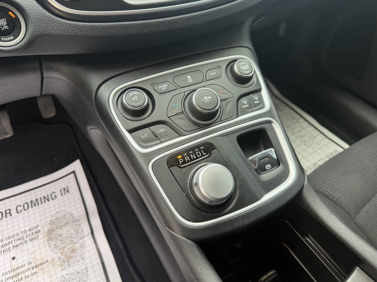 Used 2016 Chrysler 200 Limited image 15