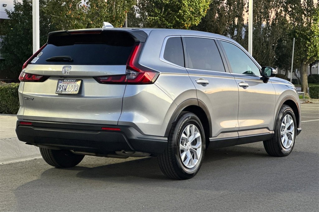 Certified 2025 Honda CR-V LX image 4