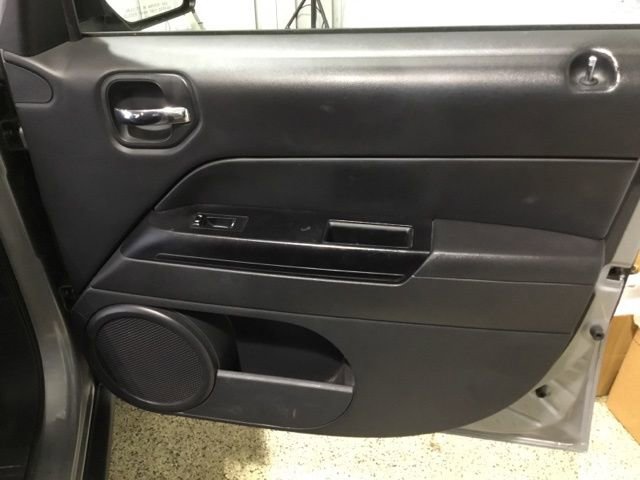 Used 2017 Jeep Patriot Sport image 43