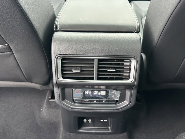 New 2026 Volkswagen Atlas SE image 31