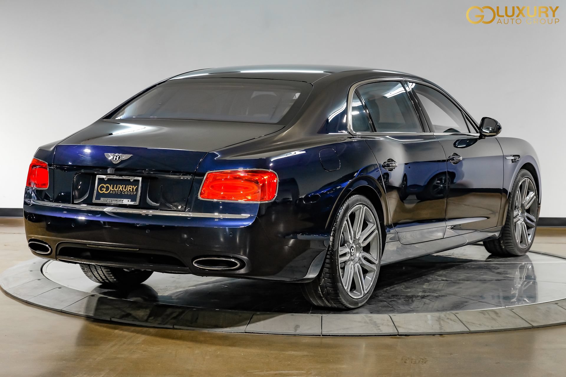 Used 2018 Bentley Flying Spur W12 AWD/4WD image 12