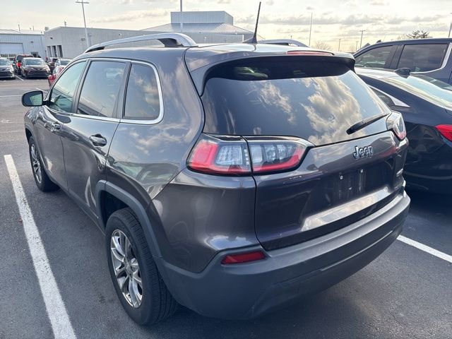 Used 2019 Jeep Cherokee Latitude Plus w/ Comfort/Convenience Group image 4