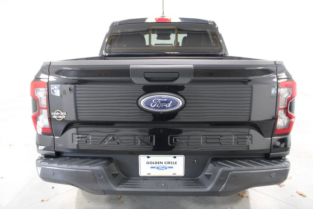 Used 2024 Ford Ranger Lariat w/ FX4 Off-Road Package image 8