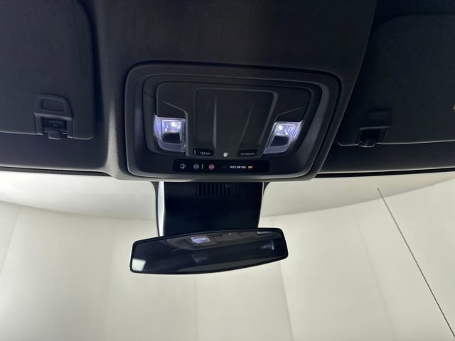 Used 2023 GMC Sierra 1500 Elevation image 24
