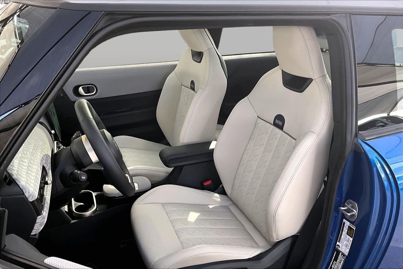 Used 2026 MINI Cooper S FWD image 8