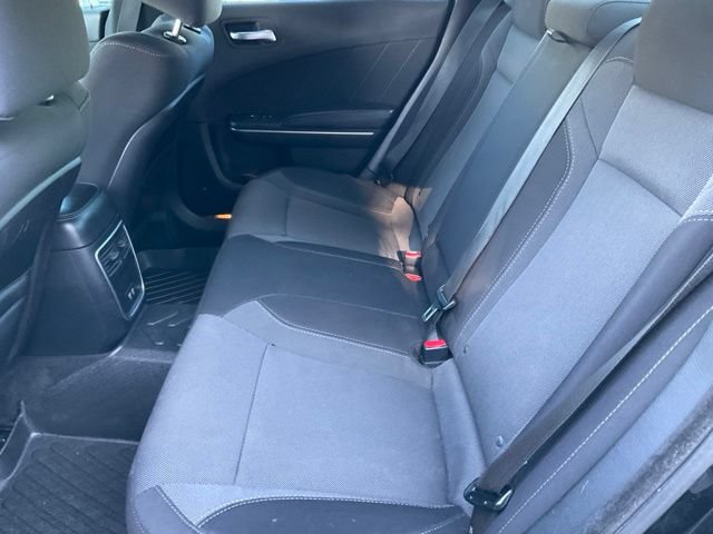 Used 2016 Dodge Charger SXT RWD image 15