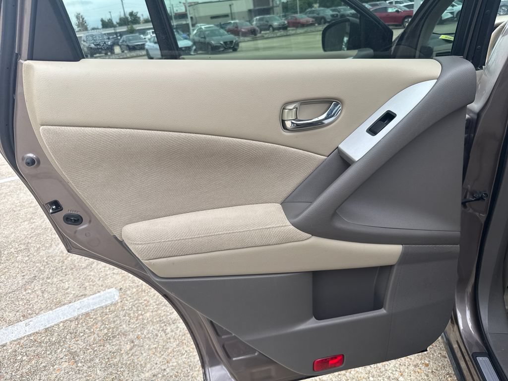 Used 2014 Nissan Murano SV FWD image 19