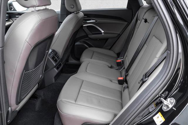 New 2025 Audi Q5 Premium Plus image 21