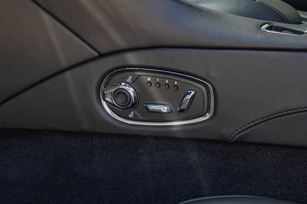 Used 2019 Aston Martin DBS Superleggera image 37