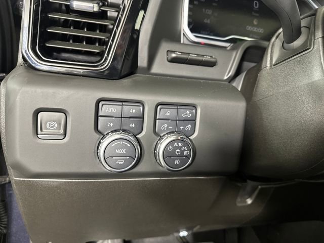 Used 2024 GMC Sierra 2500 AT4 w/ Technology Package image 18