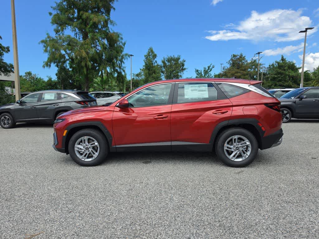 New 2026 Hyundai Tucson SE w/ Tow & Go Package FWD image 3
