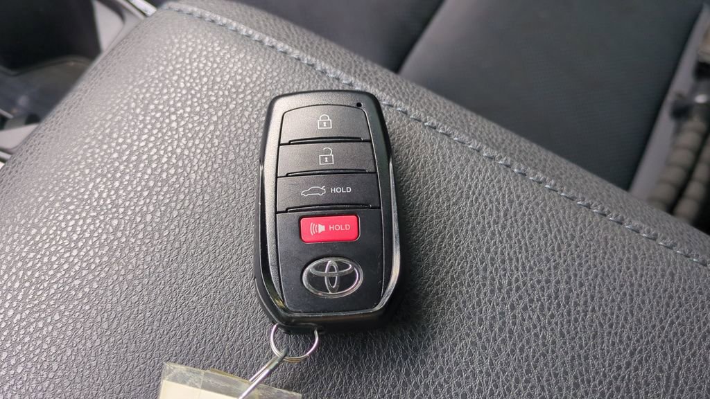 Certified 2025 Toyota Camry XSE image 28