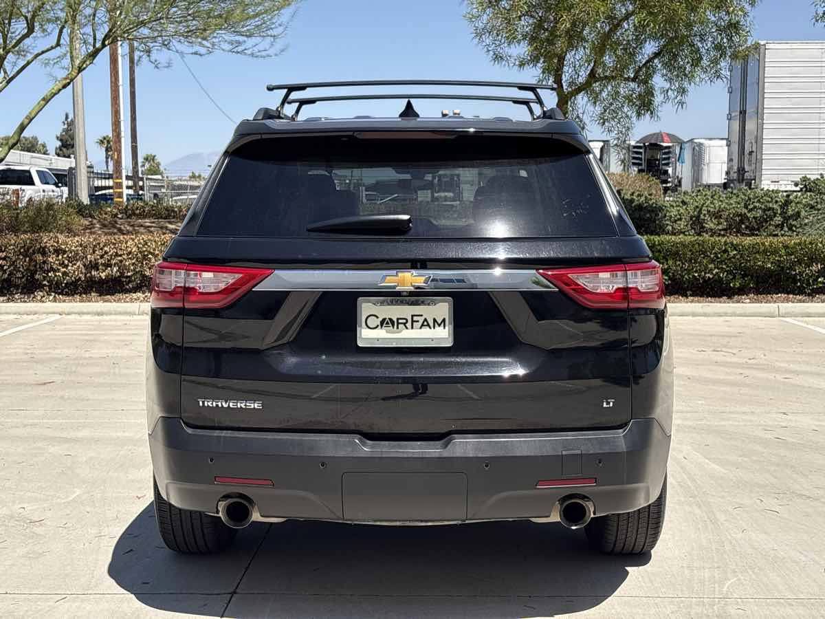 Used 2019 Chevrolet Traverse LT FWD image 4