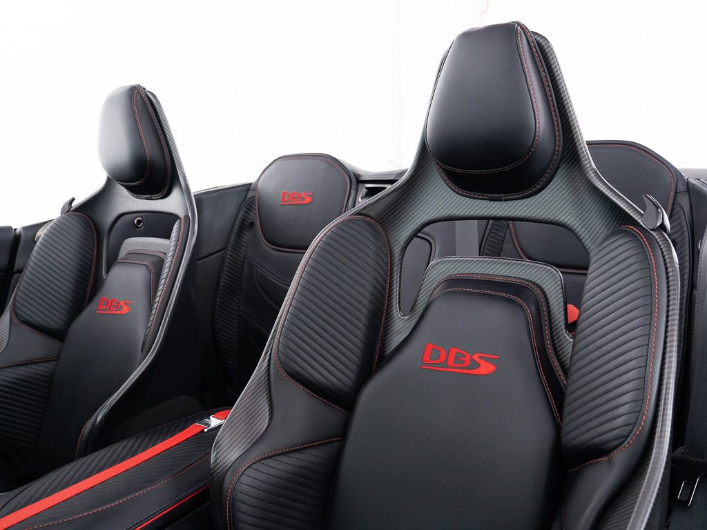 Used 2023 Aston Martin DBS Superleggera Volante image 23