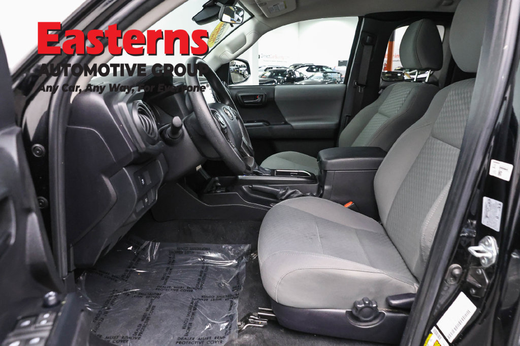 Used 2023 Toyota Tacoma SR AWD/4WD image 13