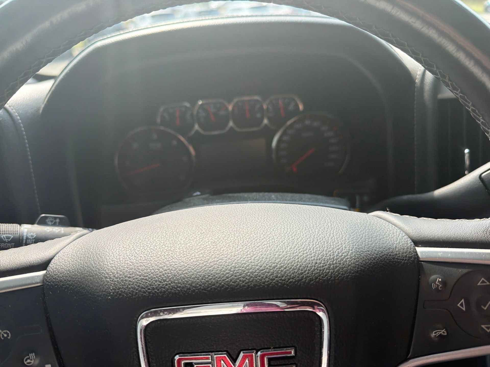 Used 2016 GMC Sierra 1500 SLT w/ SLT Preferred Package AWD/4WD image 17