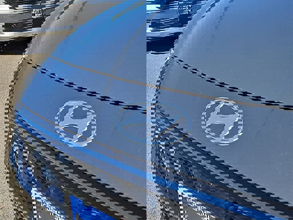 Certified 2024 Hyundai Elantra SEL w/ Convenience Package image 32