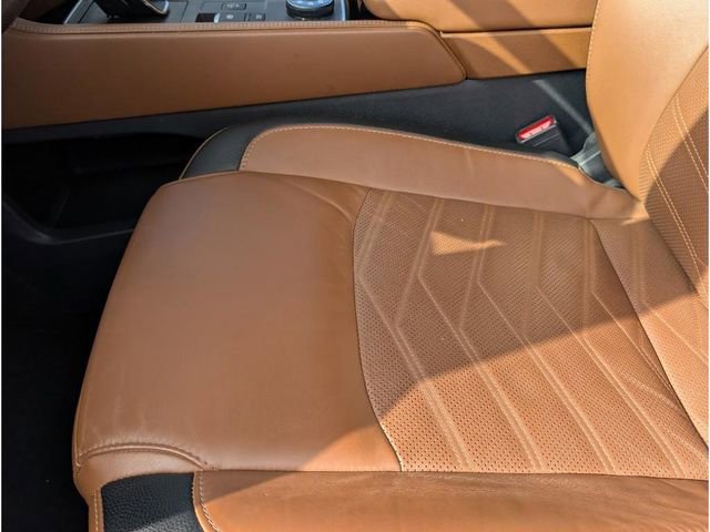 Used 2024 Nissan Pathfinder Platinum w/ Cargo Package image 25