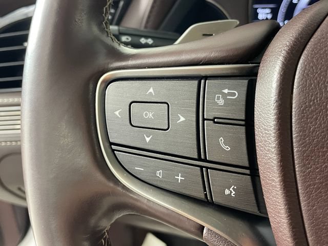 Used 2018 Lexus LS 500 w/ Accessory Package (Z2) RWD image 13