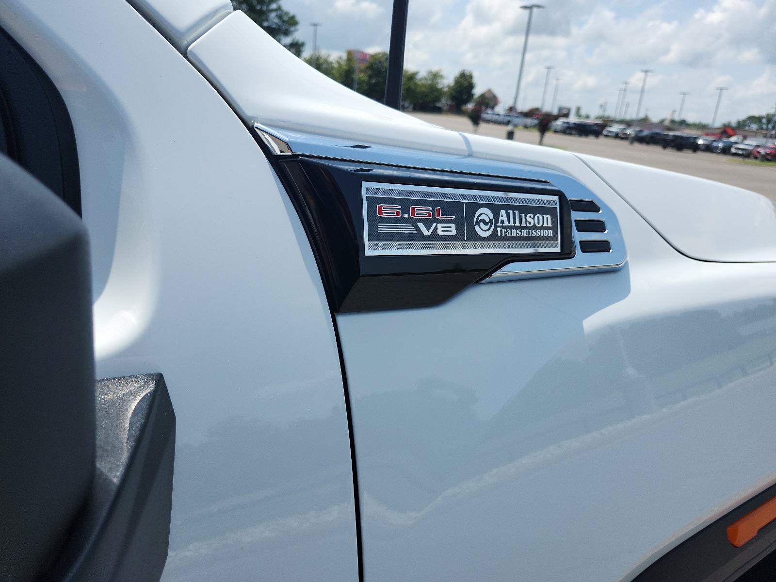 Certified 2025 GMC Sierra 2500 Pro w/ Convenience Package AWD/4WD image 8