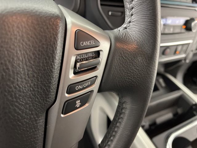 Used 2024 Nissan Titan SV w/ SV Convenience Package image 21