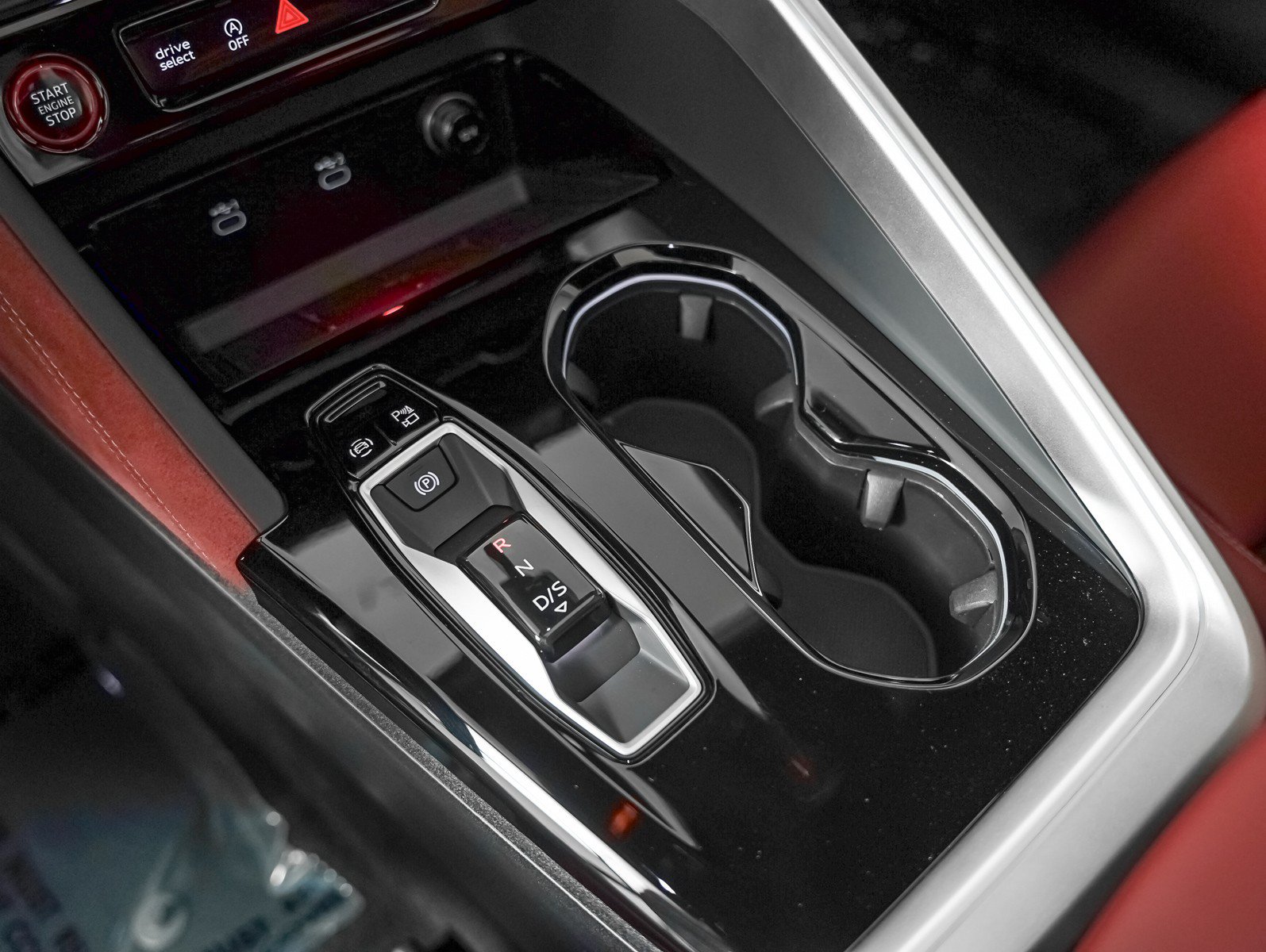 New 2026 Audi SQ5 Prestige AWD/4WD image 16