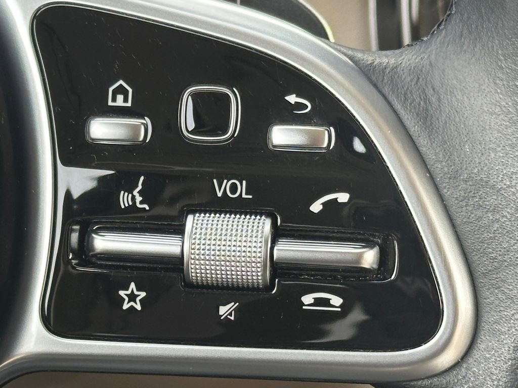 Used 2021 Mercedes-Benz GLC 300 image 18