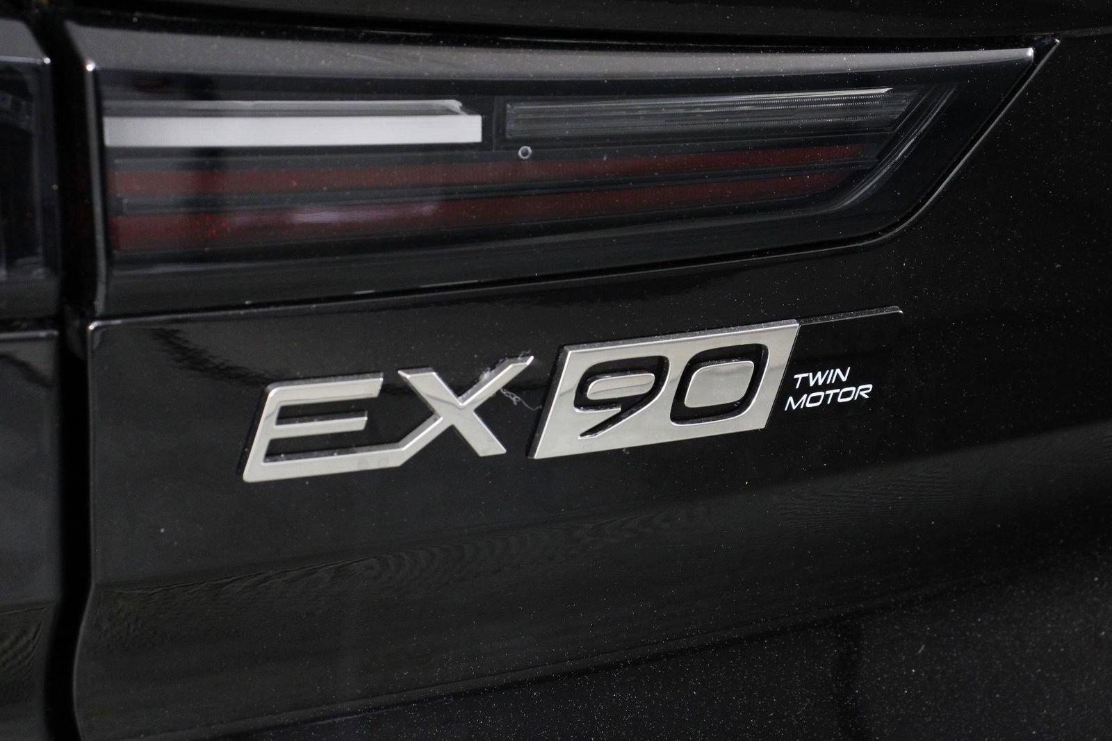 New 2026 Volvo EX90 Ultra AWD/4WD image 15