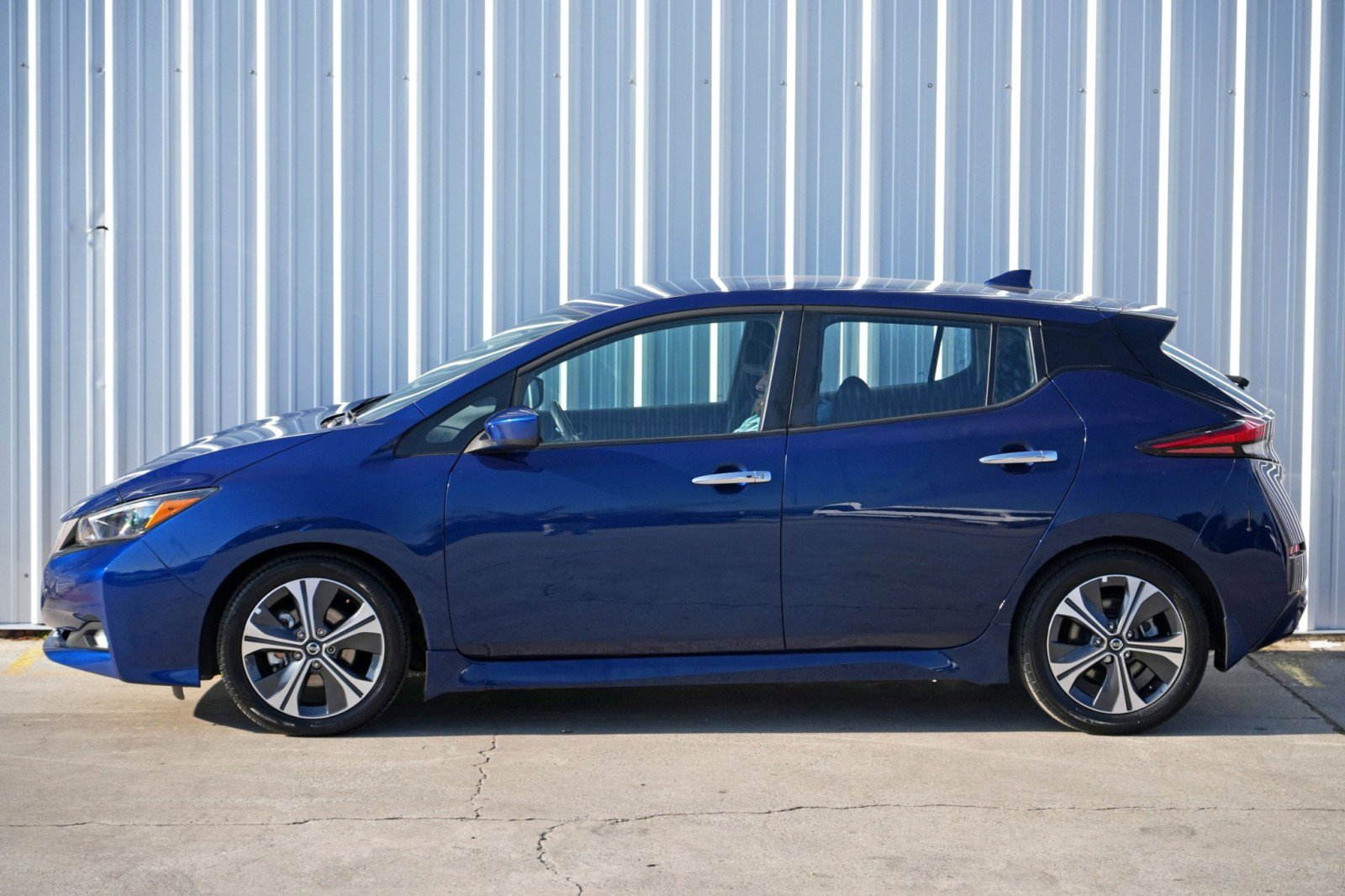 Used 2021 Nissan Leaf SV image 42