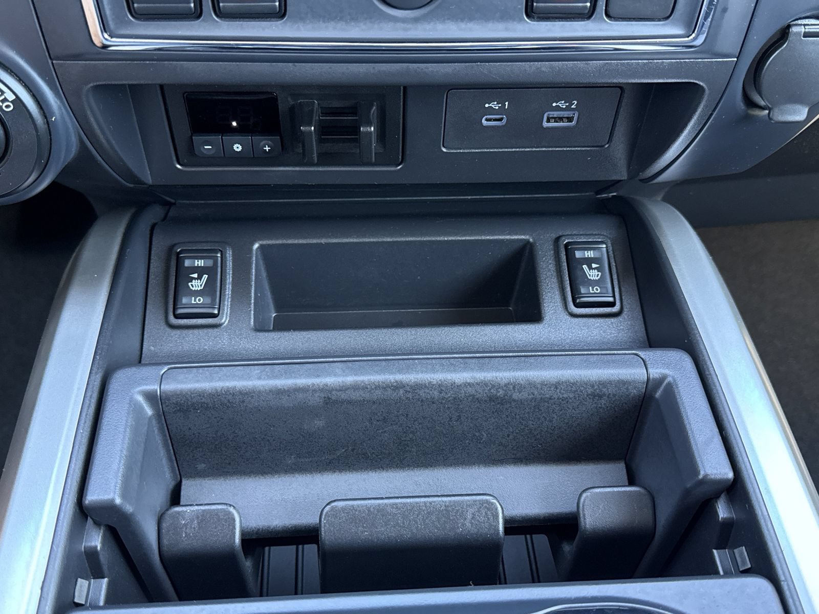 Used 2024 Nissan Titan SV w/ SV Convenience Package AWD/4WD image 26