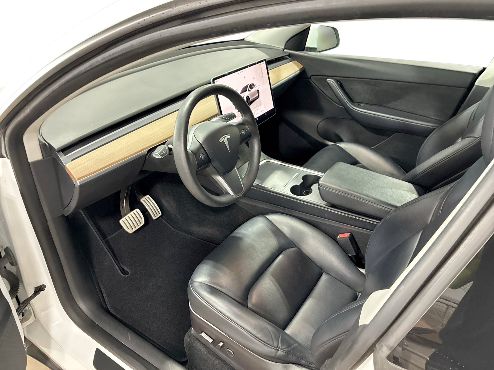 Certified 2022 Tesla Model Y Performance AWD/4WD image 9