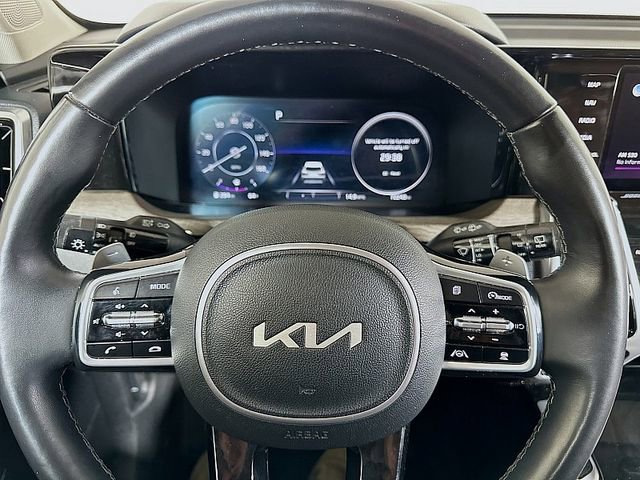Used 2022 Kia Sorento SX Prestige w/ Rust Color Package AWD/4WD image 12