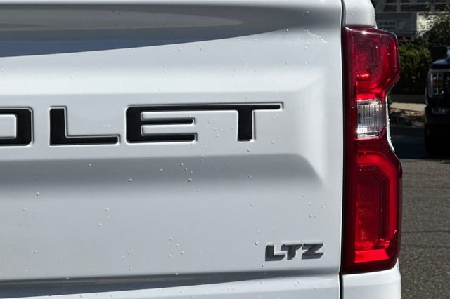 Used 2023 Chevrolet Silverado 1500 LTZ AWD/4WD image 52