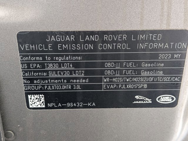 Used 2023 Land Rover Defender 90 X-Dynamic SE image 21