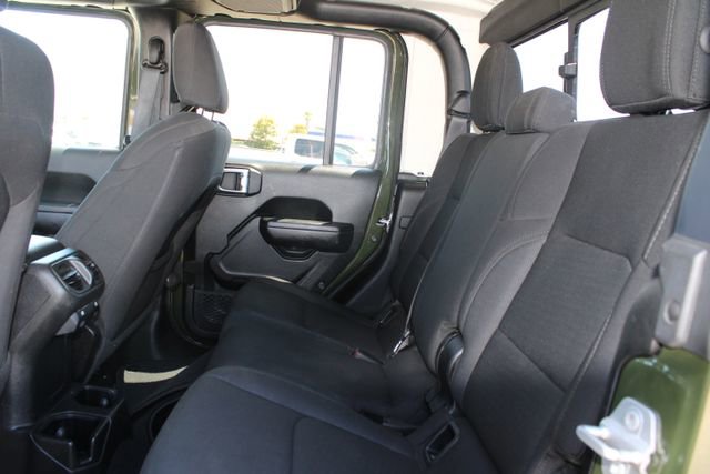 Used 2022 Jeep Gladiator Sport AWD/4WD image 38