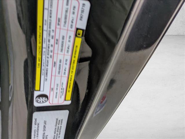 Used 2015 Dodge Challenger SXT Plus image 14