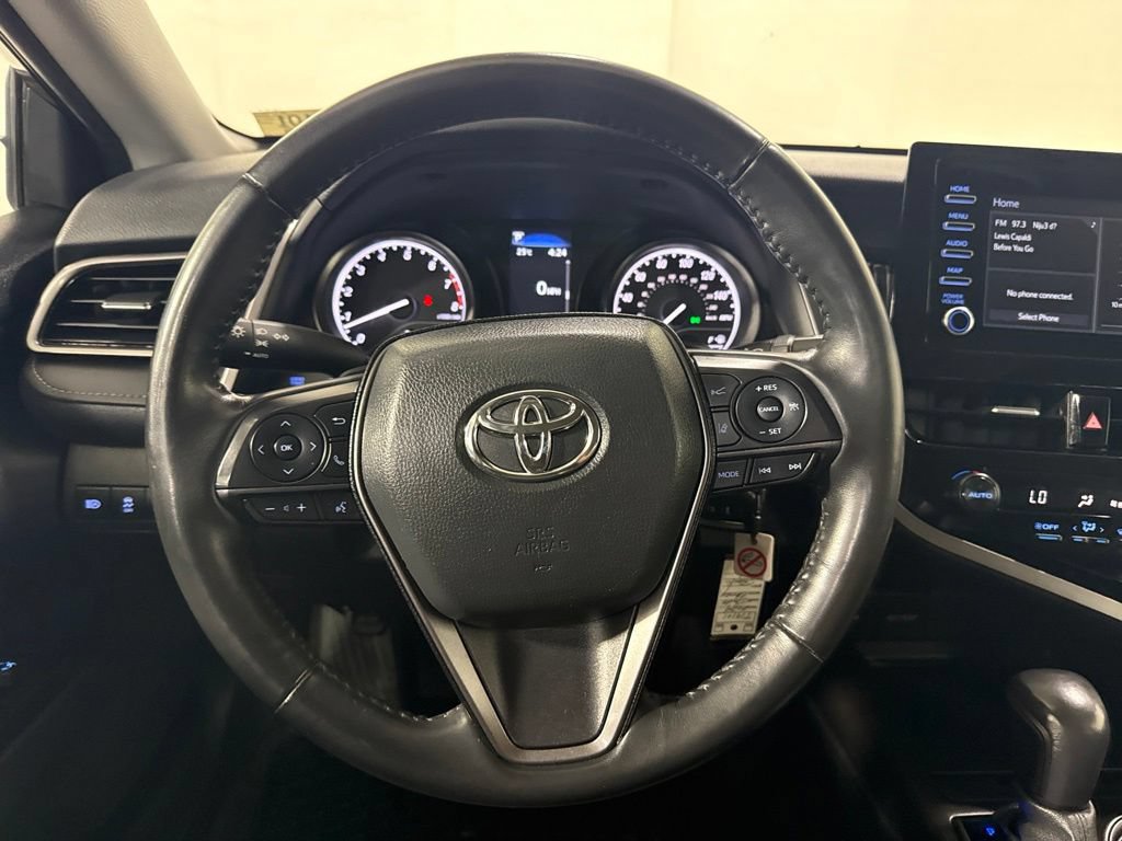 Used 2024 Toyota Camry SE FWD image 20